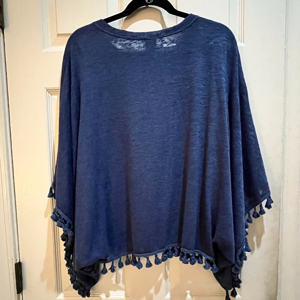 Womens BLUE Saks Fifth Avenue Blue Poncho Sweater Top With Fringe One Size - Picture 3 of 5